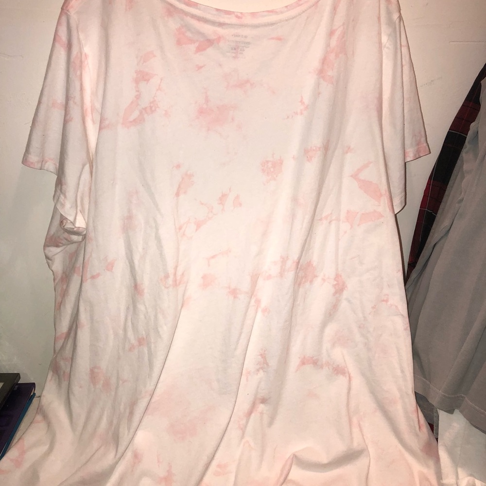 Pink and white v-neck shirt